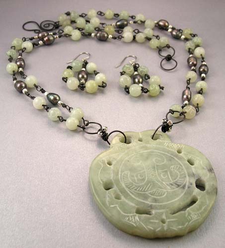 carved_serpentine_jade_pendant_pearls_steel_wire_wrapped_necklace